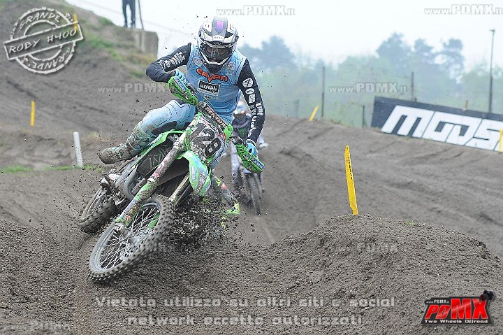 ROB_5038 (Copy).JPG